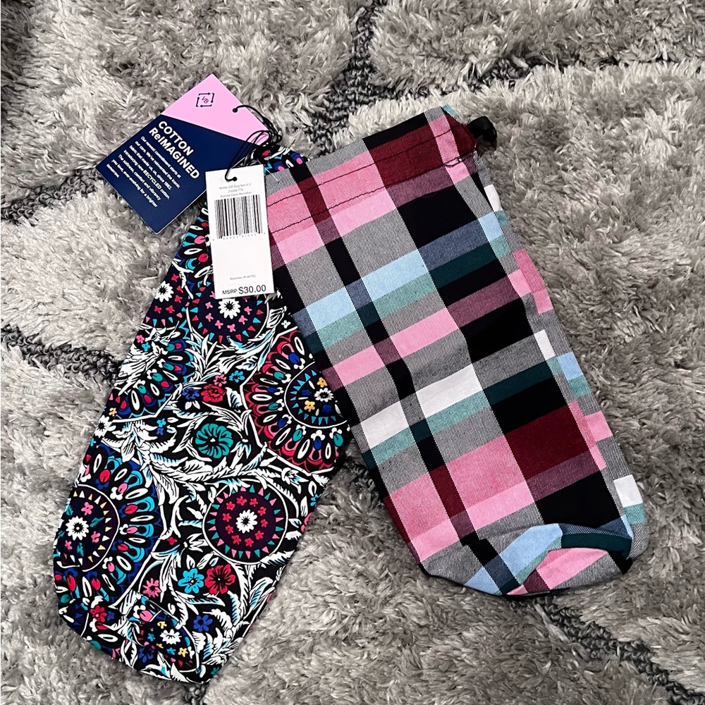 Vera Bradley set of 2 drawstring wine bags